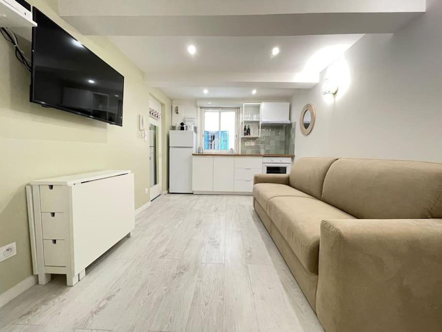 Chez Antho Studio -Studio Cosy Au Coeur Du Panier Vieux Port Apartment มาร์กเซย ภายนอก รูปภาพ
